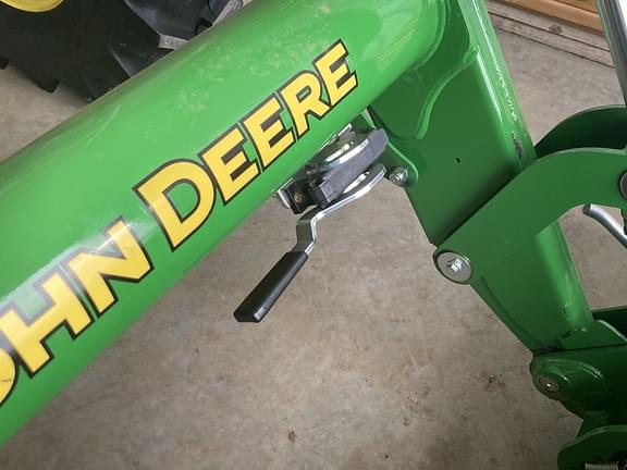 Image of John Deere H310 equipment image 4