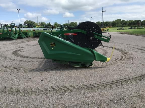 Image of John Deere HD35F equipment image 2