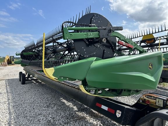 2023 John Deere HD35F Equipment Image0