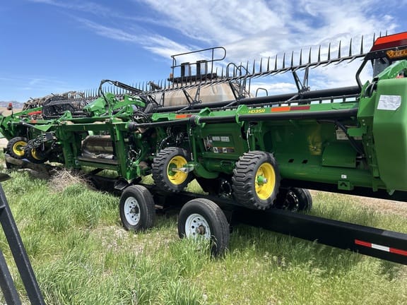 2023 John Deere HD35R Equipment Image0