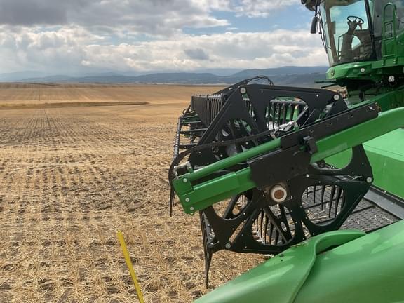 Image of John Deere HD35R equipment image 3