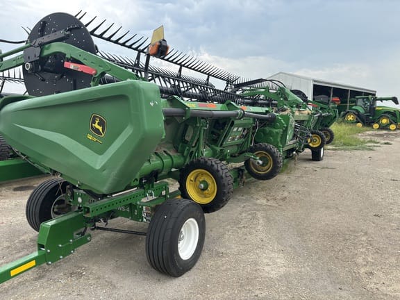 2023 John Deere HD40F Equipment Image0