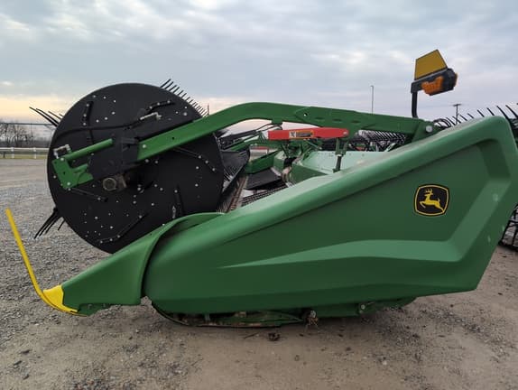 Image of John Deere HD40F equipment image 4