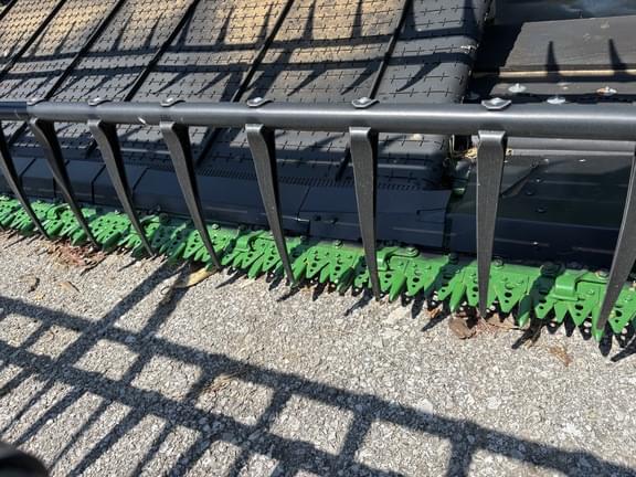 Image of John Deere HD40F equipment image 4