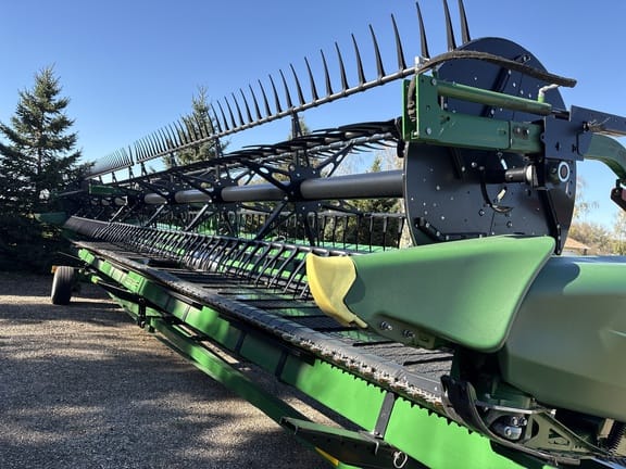 2023 John Deere HD40F Equipment Image0