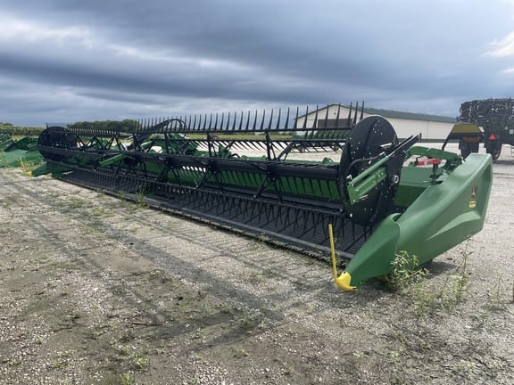 2023 John Deere HD40F Equipment Image0