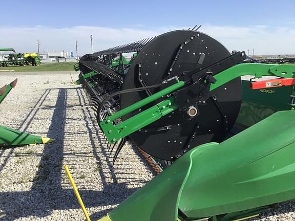 Image of John Deere HD40F equipment image 4