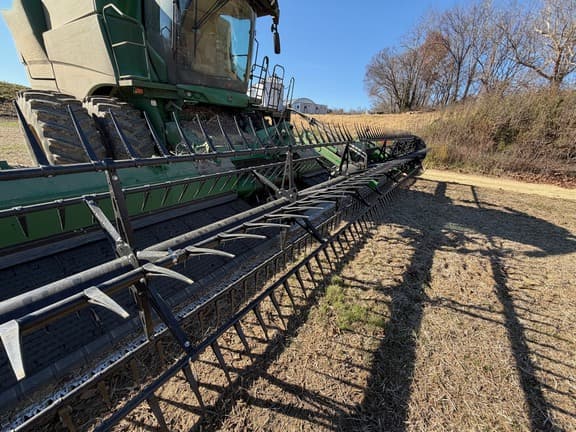 Image of John Deere HD40F equipment image 2