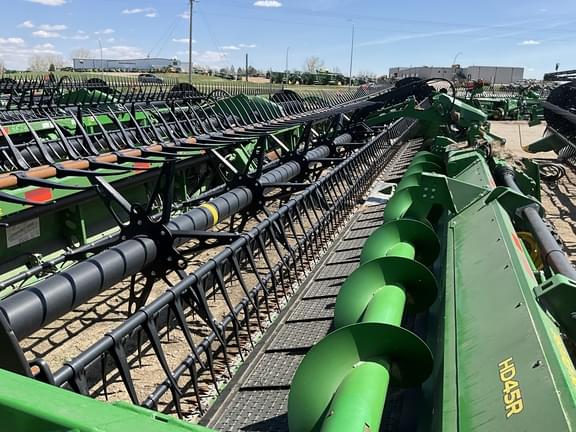 Image of John Deere HD45R equipment image 4