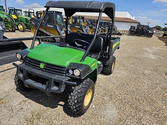 Image of John Deere HPX815E equipment image 1