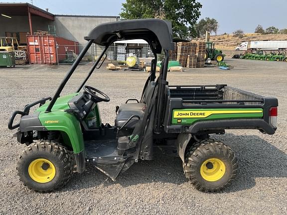 Image of John Deere HPX815E equipment image 1