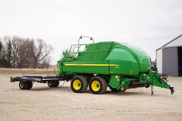 Image of John Deere L341 equipment image 2