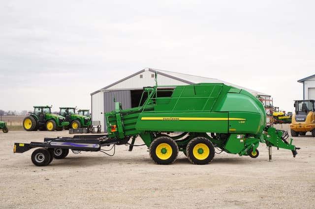 Image of John Deere L341 equipment image 3