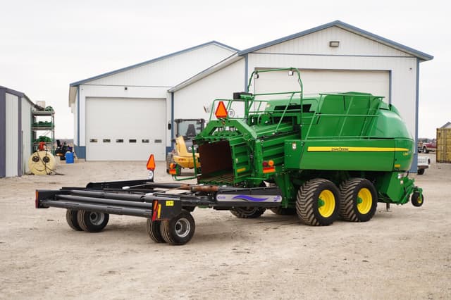 Image of John Deere L341 equipment image 4