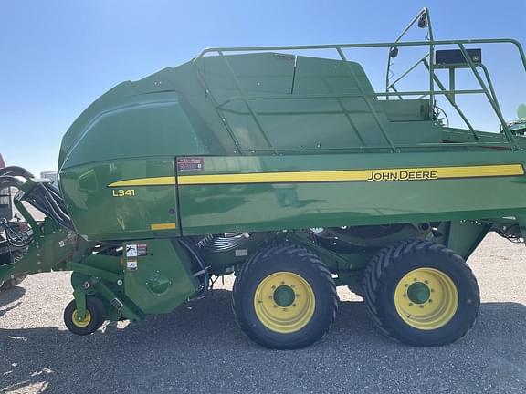 Image of John Deere L341 equipment image 1