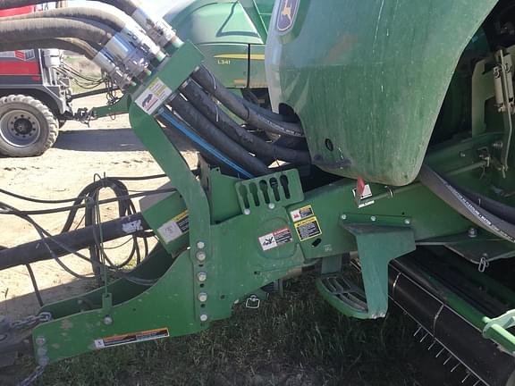 Image of John Deere L341 equipment image 4