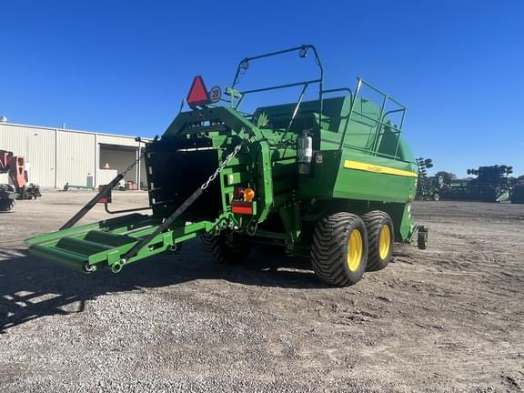 Image of John Deere L341 equipment image 2