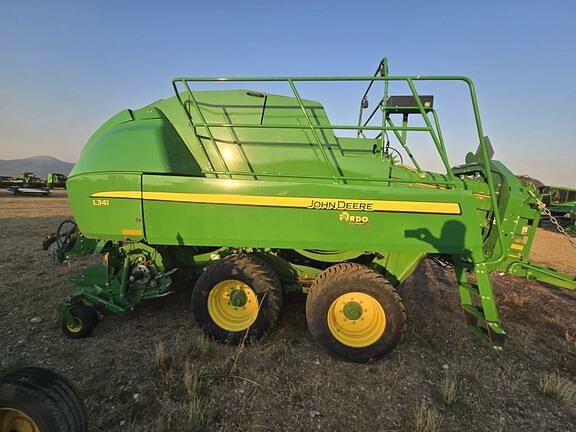 Image of John Deere L341 equipment image 1