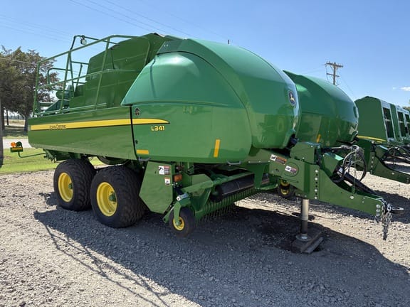 2023 John Deere L341 Equipment Image0