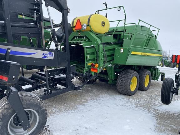 Image of John Deere L341 equipment image 4