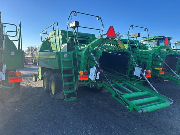 Image of John Deere L341 equipment image 1