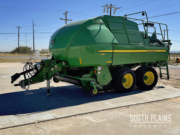 Image of John Deere L341 equipment image 1
