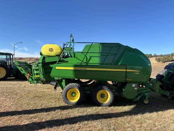 Image of John Deere L341 equipment image 3