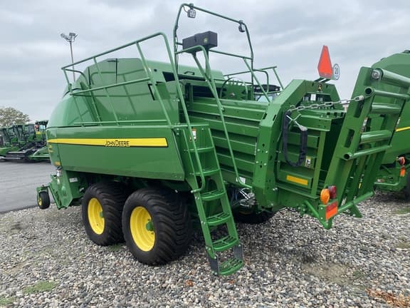 Image of John Deere L341 equipment image 3