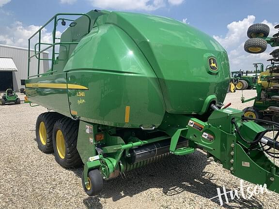 Image of John Deere L341 Primary image