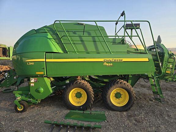 Image of John Deere L341 equipment image 1