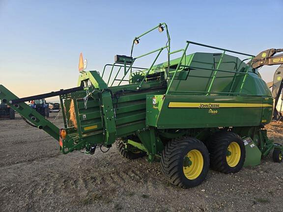 Image of John Deere L341 equipment image 4