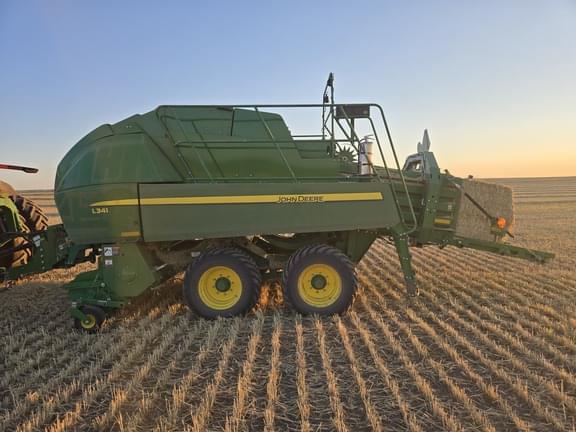 Image of John Deere L341 Image 0