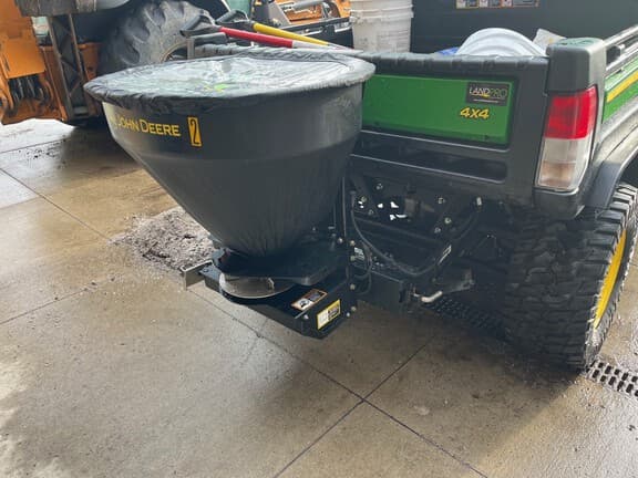 Image of John Deere LP69910 Primary image