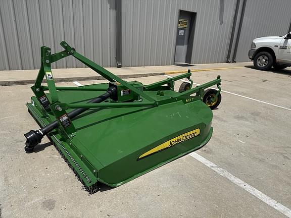 Image of John Deere MX7 equipment image 3