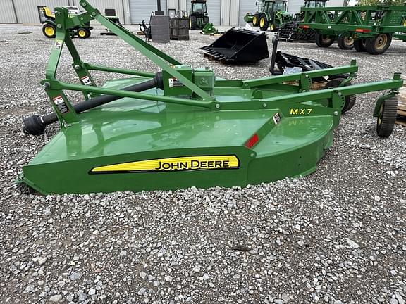 Image of John Deere MX7 equipment image 2
