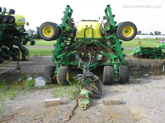 Image of John Deere N530C equipment image 3