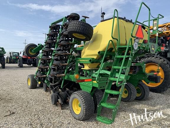 Image of John Deere N530C equipment image 4