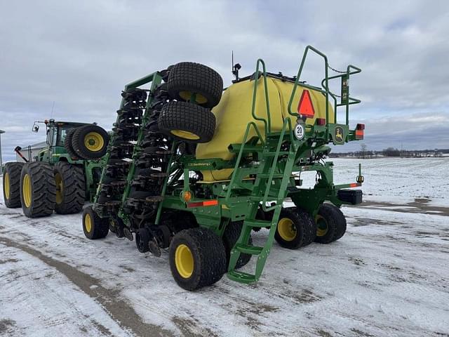 Image of John Deere N530C equipment image 4