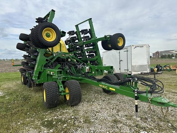 Image of John Deere N530C equipment image 1