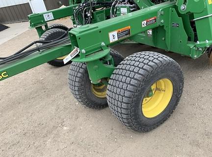 Image of John Deere N536C equipment image 4