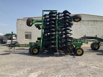 Main image John Deere N540