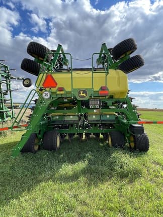 Image of John Deere N540C equipment image 4