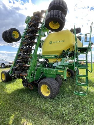 Image of John Deere N540C equipment image 3