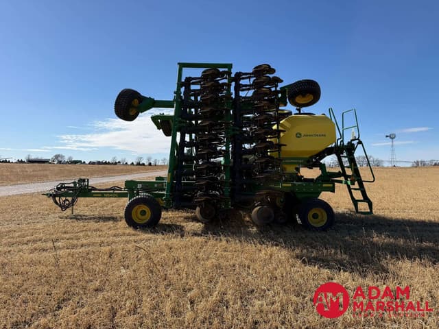 Image of John Deere N540C equipment image 4