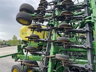 Main image John Deere N540C 21