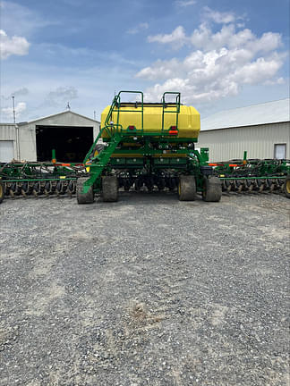 Image of John Deere N540C equipment image 3