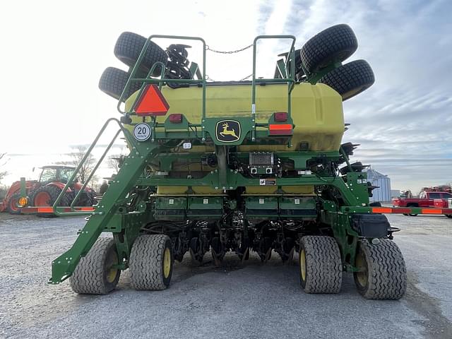 Image of John Deere N540C equipment image 4