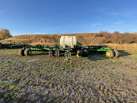 Image of John Deere N540C equipment image 1