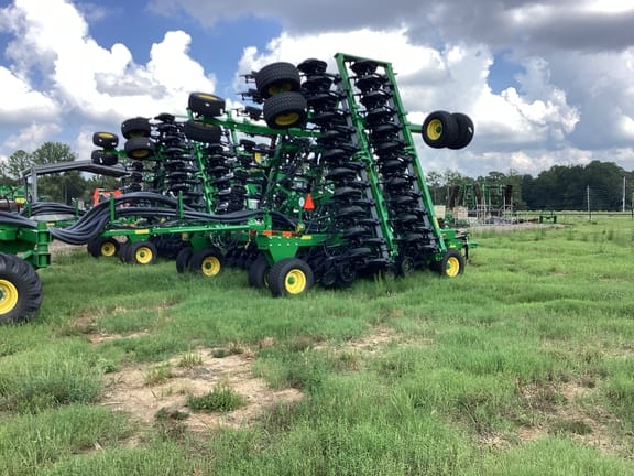 Main image John Deere N542