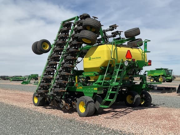 Image of John Deere N542C equipment image 1